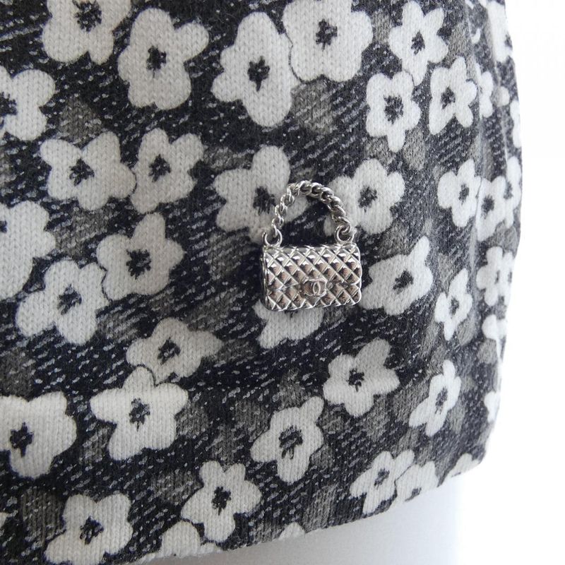 Chanel Look23 P77924k11270 T-shirt