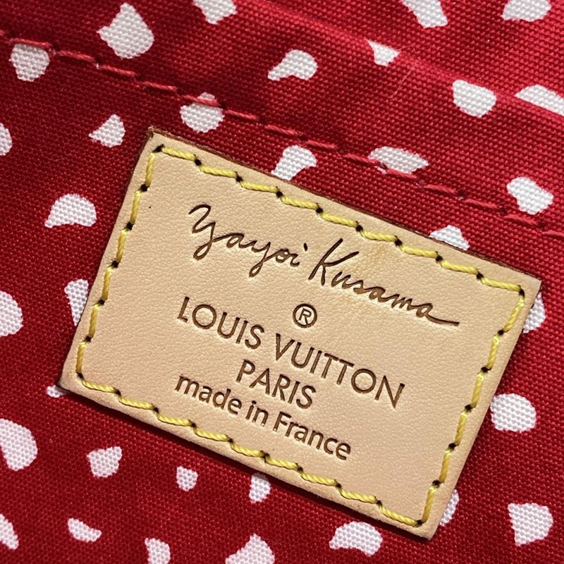 Louis Vuitton Handbag Louis Vuitton X Yayoi Kusama Pochette Accessoire M91428
