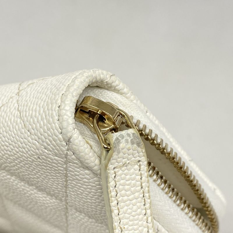 Chanel Coin Case Matelasse Caviar Skin White Chien Pan Gold Hardware Women's