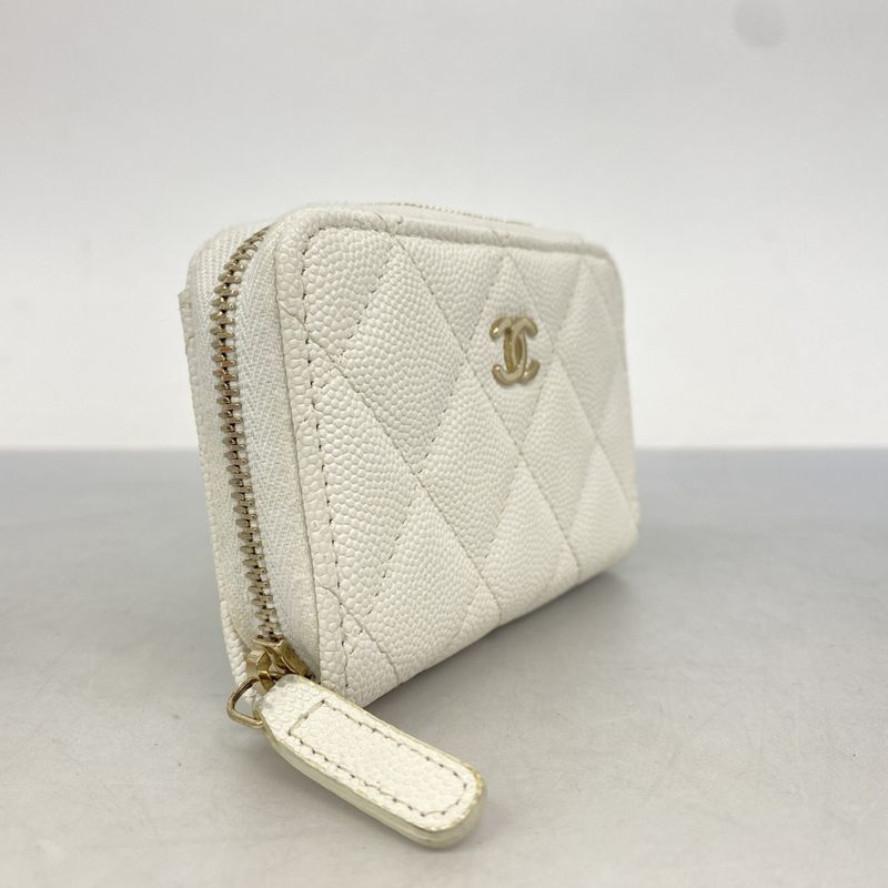 Chanel Coin Case Matelasse Caviar Skin White Chien Pan Gold Hardware Women's