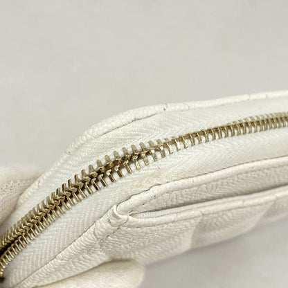 Chanel Coin Case Matelasse Caviar Skin White Chien Pan Gold Hardware Women's