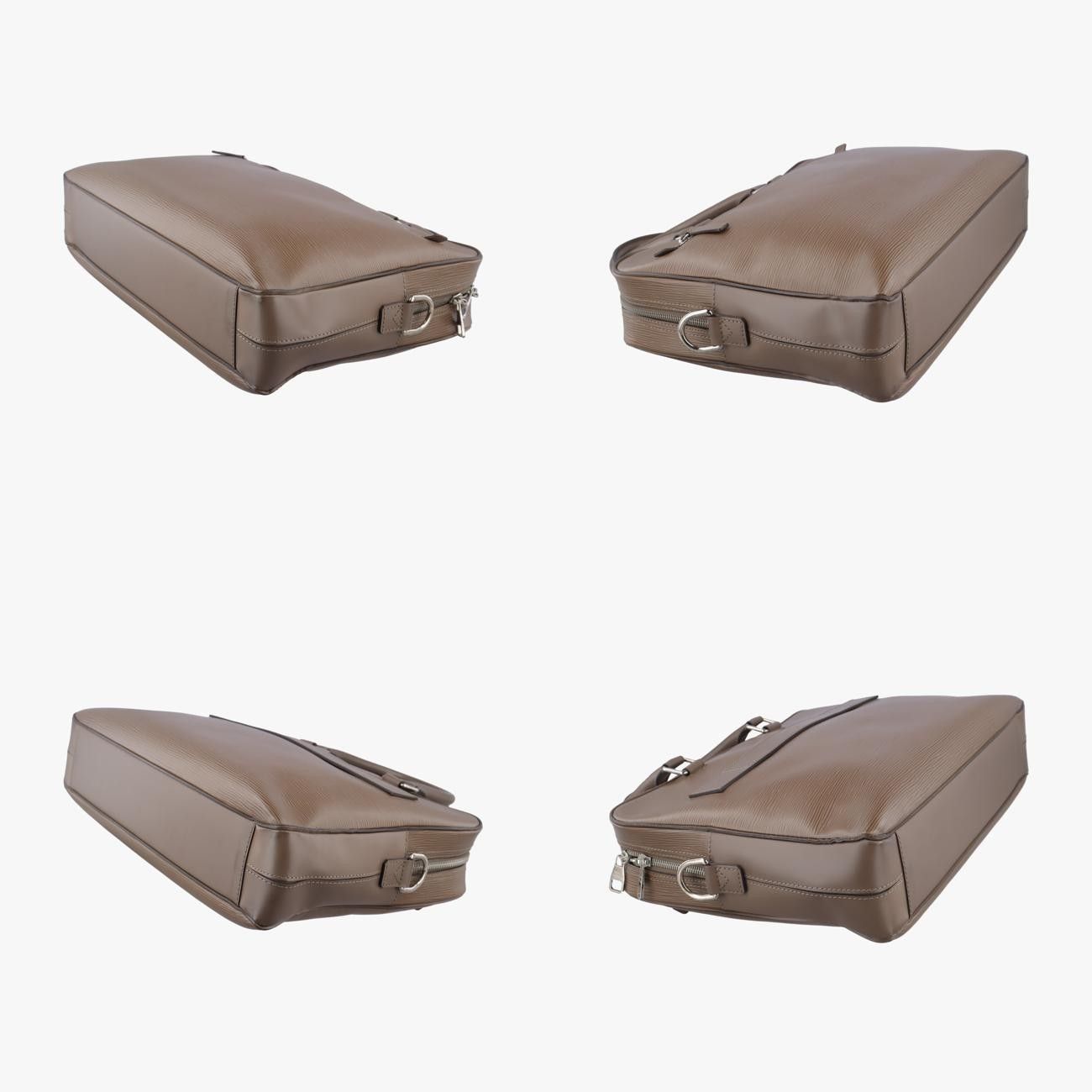 Louis Vuittonigor Taupe Taiga M54017