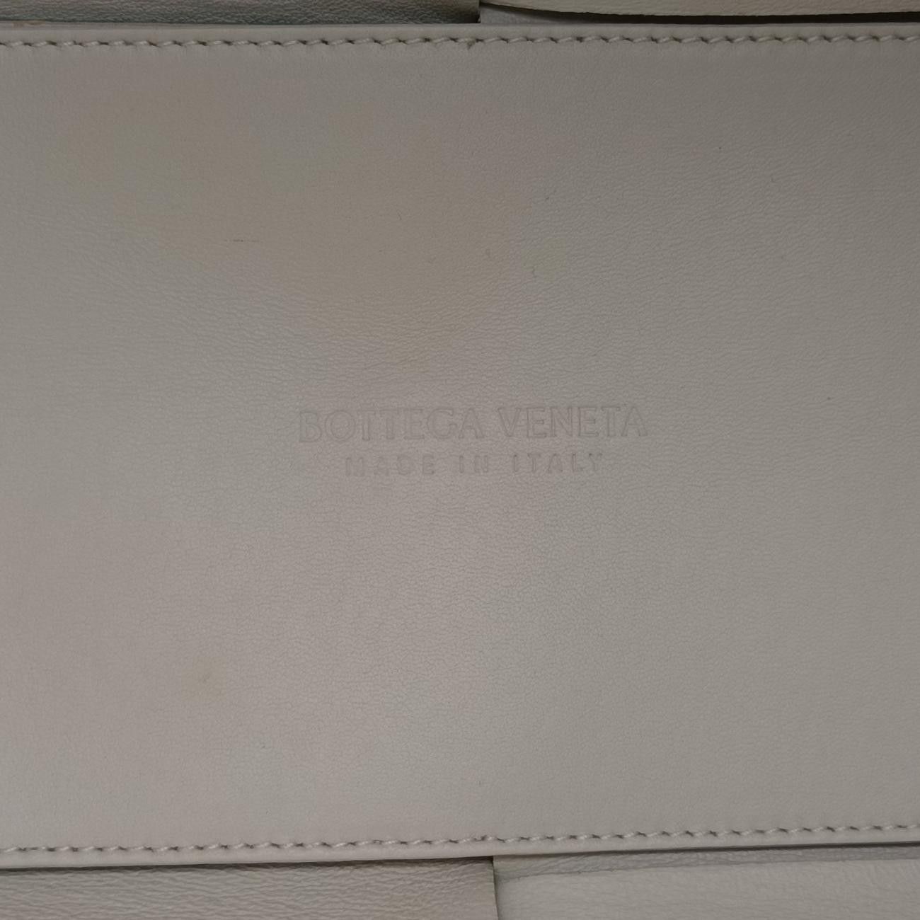 Bottega Venetathe Arco Tote Blue Lambskin