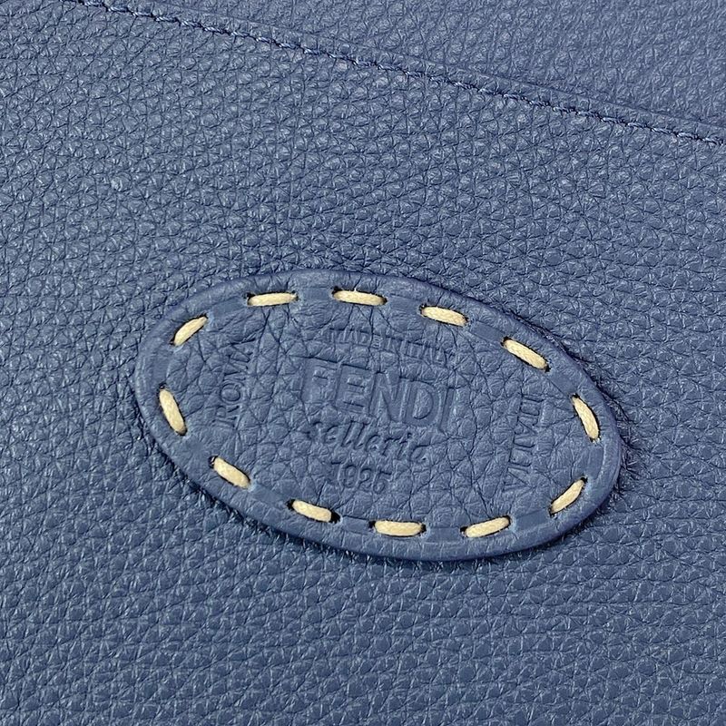 Fendi Handbag Selleria Peekaboo Icy You Medium 8bn321 Ivory X Blue Gray Leather