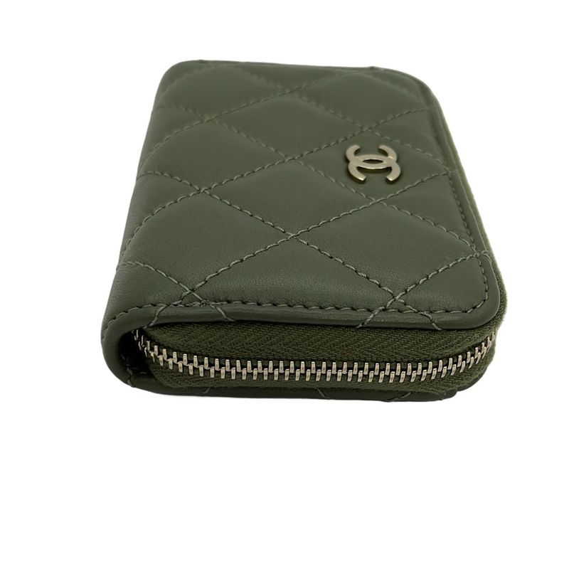 Chanel Coin Case Classic Zip Coin Purse Matelasse Ap0216 Khaki Round Zipper
