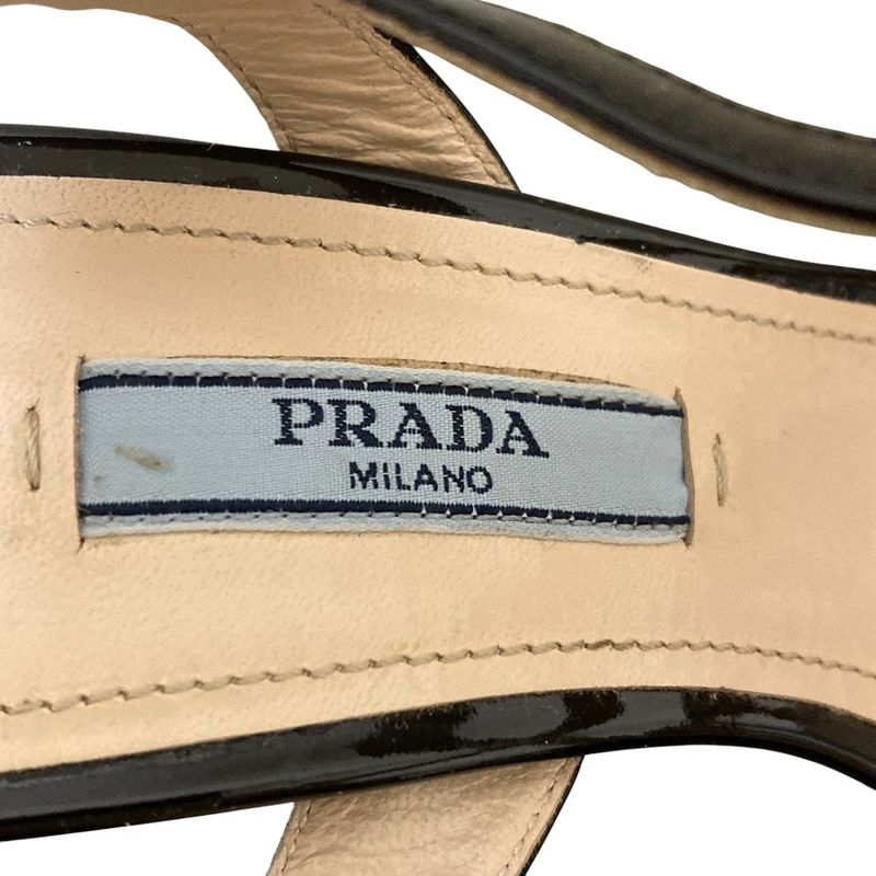 Good Prada Enamel Cross Strap Sandals Size 34 Approx 21cm (8.27in) Black Ladies