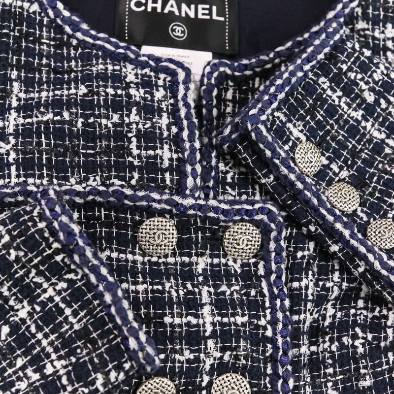 Chanel Coco Mark Button Tweed Jacket Skirt Setup Suit P47857 P47766 Size 34