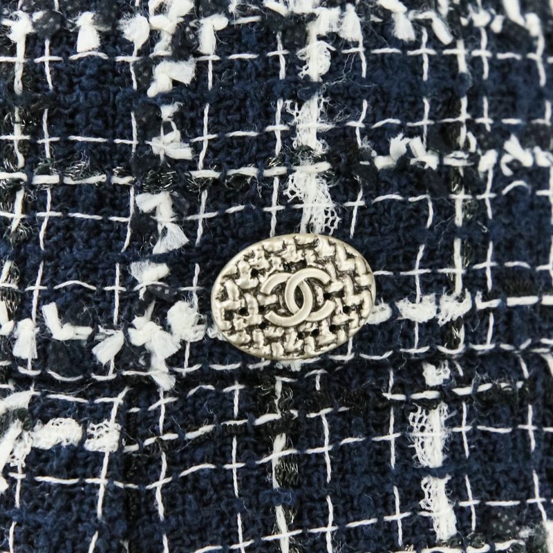 Chanel Coco Mark Button Tweed Jacket Skirt Setup Suit P47857 P47766 Size 34