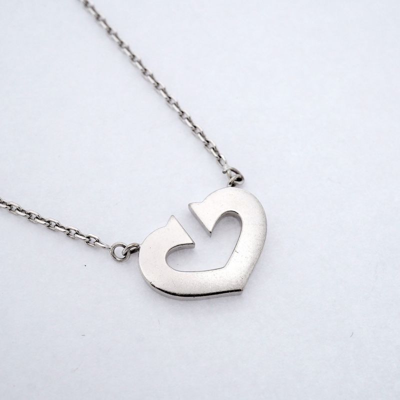 Cartier Necklace C Heart 18k White Gold White Gold Ladies