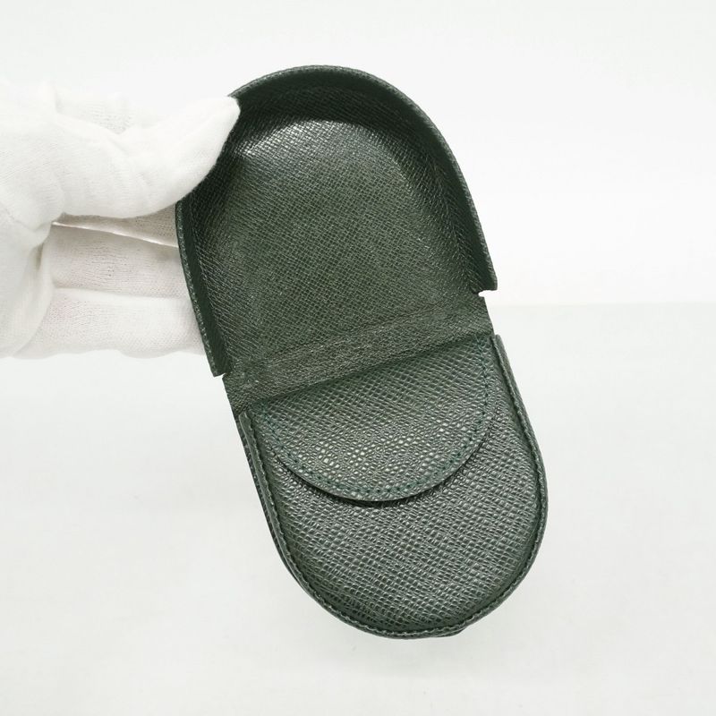 Louis Vuitton Coin Case Taiga Porte Mone Cuvette M30374 Epi Sea Men's