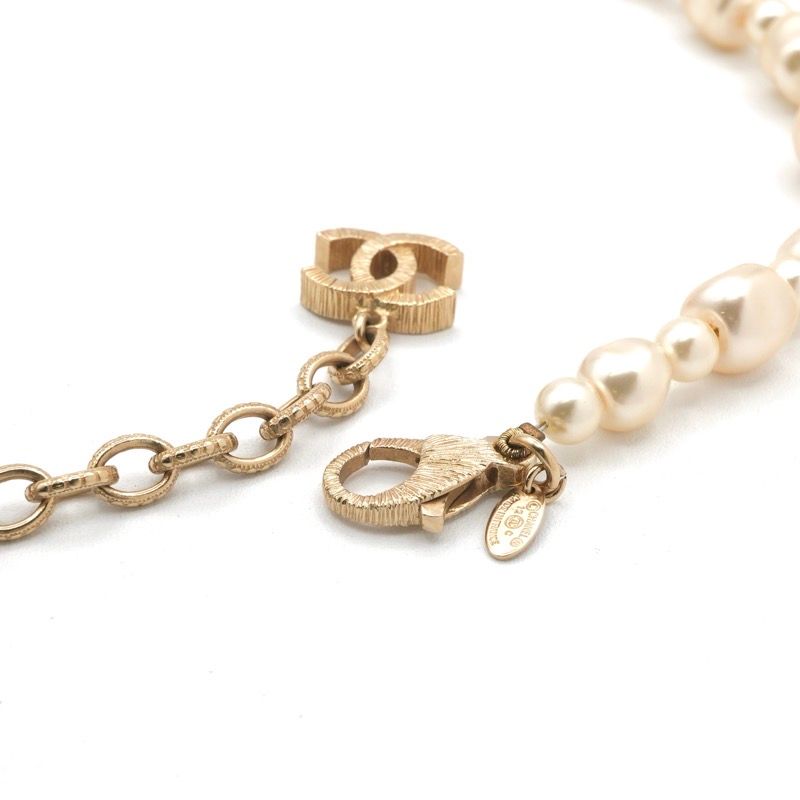 Chanel Necklace Pendant Choker Gold White Here Mark