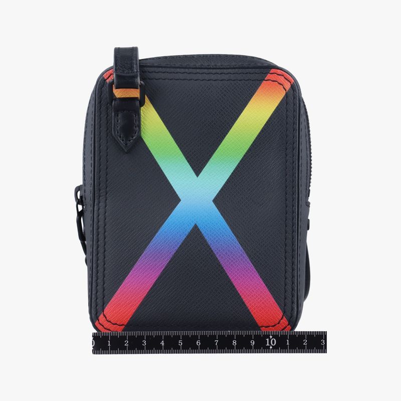 Louis Vuitton Danube Messenger Black X Multicolor Taiga M30332 Ca2179 IC Chip