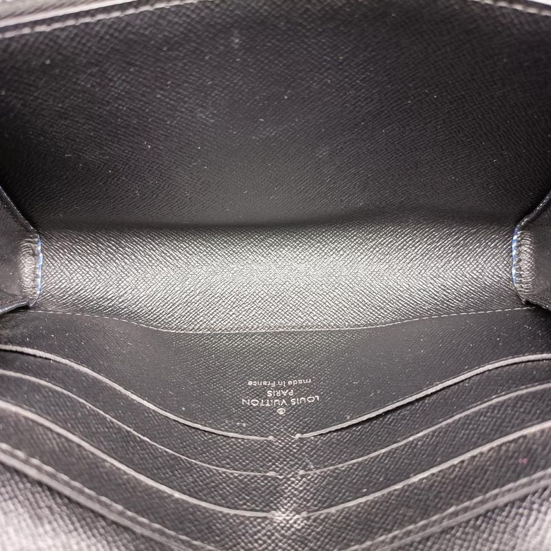 Louis Vuittonportefeuille Twist Chain Wallet Blue X Multicolor Epi M61490 Sp3105