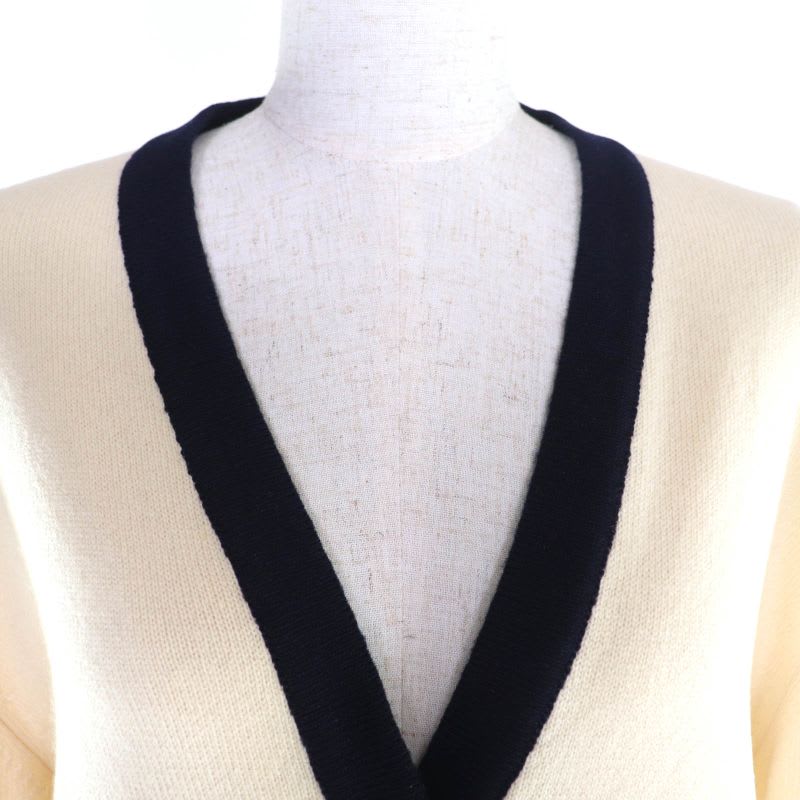 Chanel Vintage 100% Cashmere V-neck Long Sleeve Cardigan With Clover