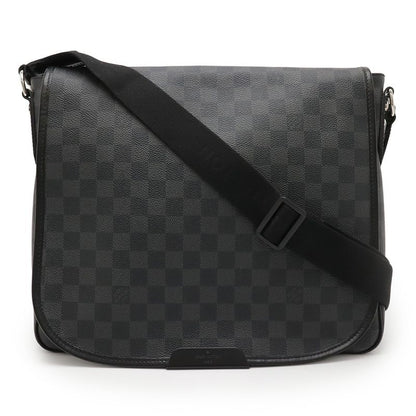 Louis Vuitton Damier Graphite Daniel MM Messenger Bag Shoulder Bag Crossbody