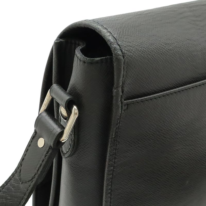 Louis Vuitton Taiga Andrey Shoulder Bag Messenger Bag Crossbody Leather Ardoise