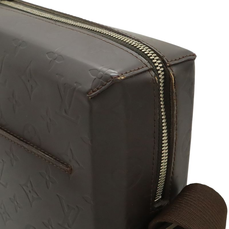 Louis Vuitton Monogram Glace Steve Shoulder Bag Crossbody Cafe Brown Dark Brown