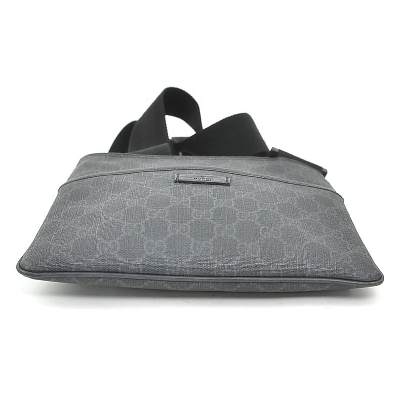 Gucci Shoulder Bag GG Supreme