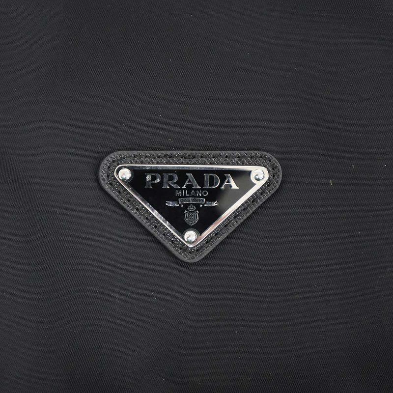Prada 22 AW Re-Nylon Logo Plate Down Coat Black 36