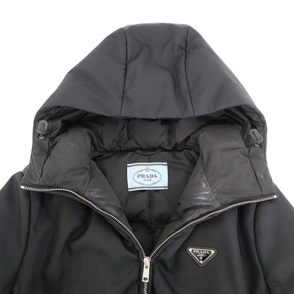 Prada 22 AW Re-Nylon Logo Plate Down Coat Black 36
