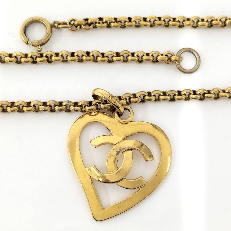 Chanel Long Necklace Heart Here Mark Gold Plated 95p