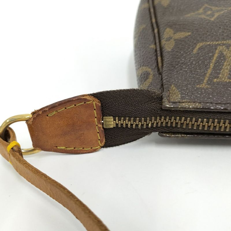 Louis Vuitton Pochette Accessory Pouch Monogram M51980