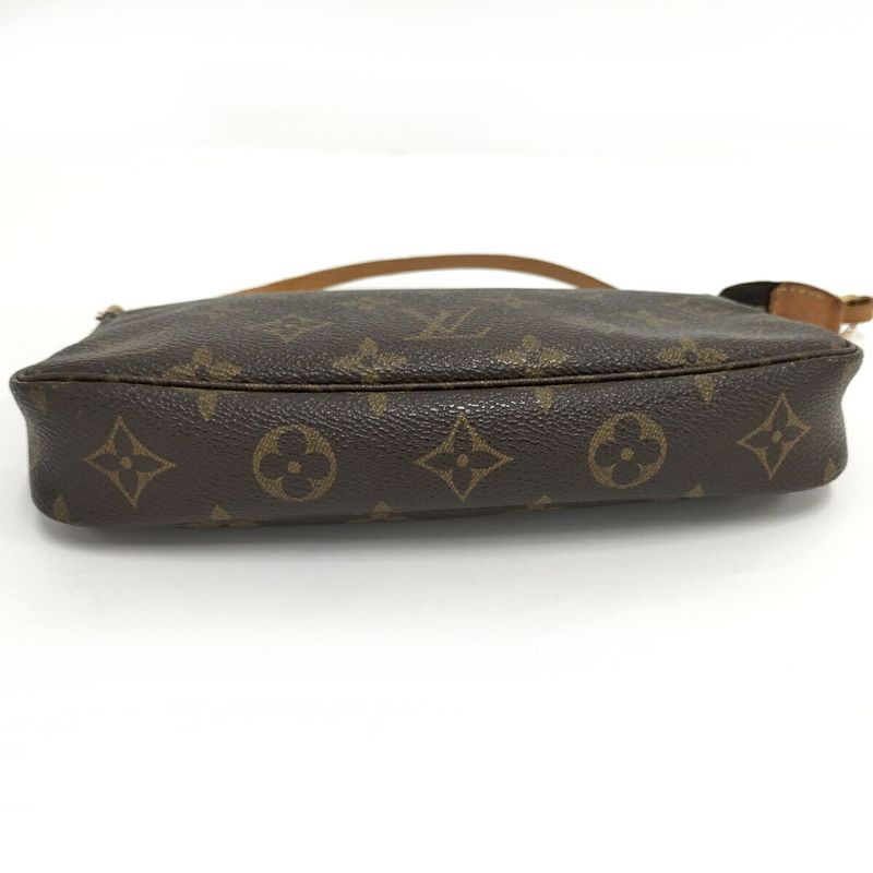 Louis Vuitton Pochette Accessory Pouch Monogram M51980