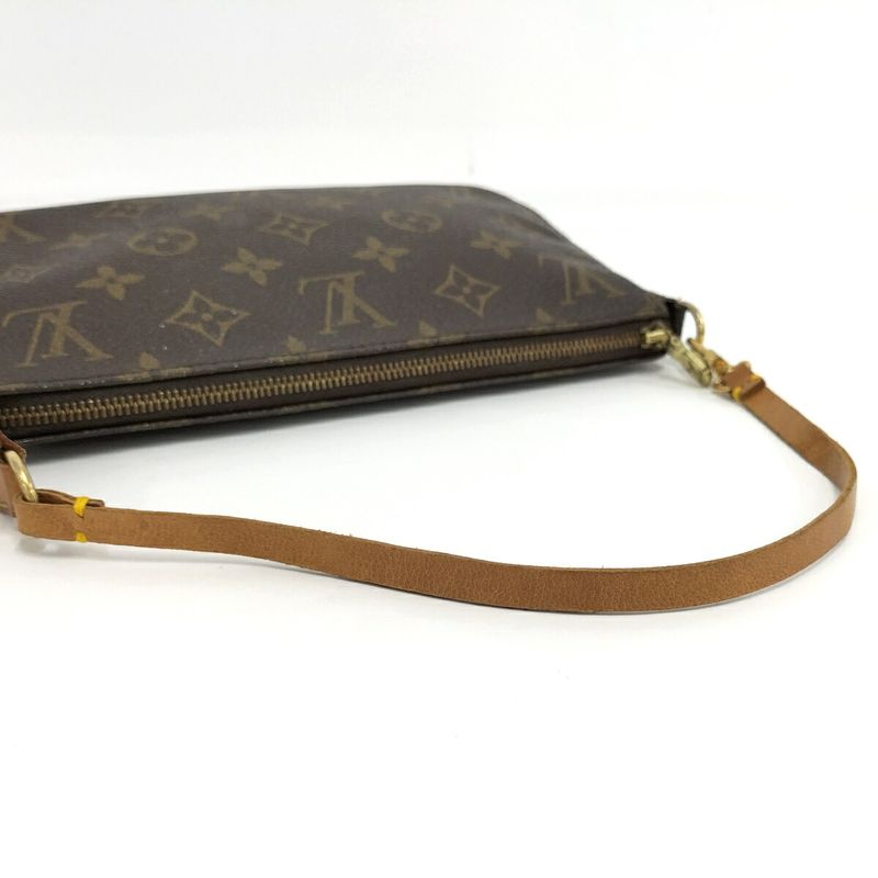 Louis Vuitton Pochette Accessory Pouch Monogram M51980