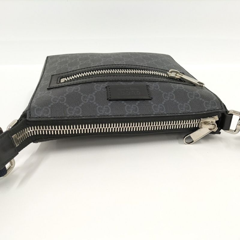 Gucci Small Messenger Shoulder Bag GG Supreme Black 523599