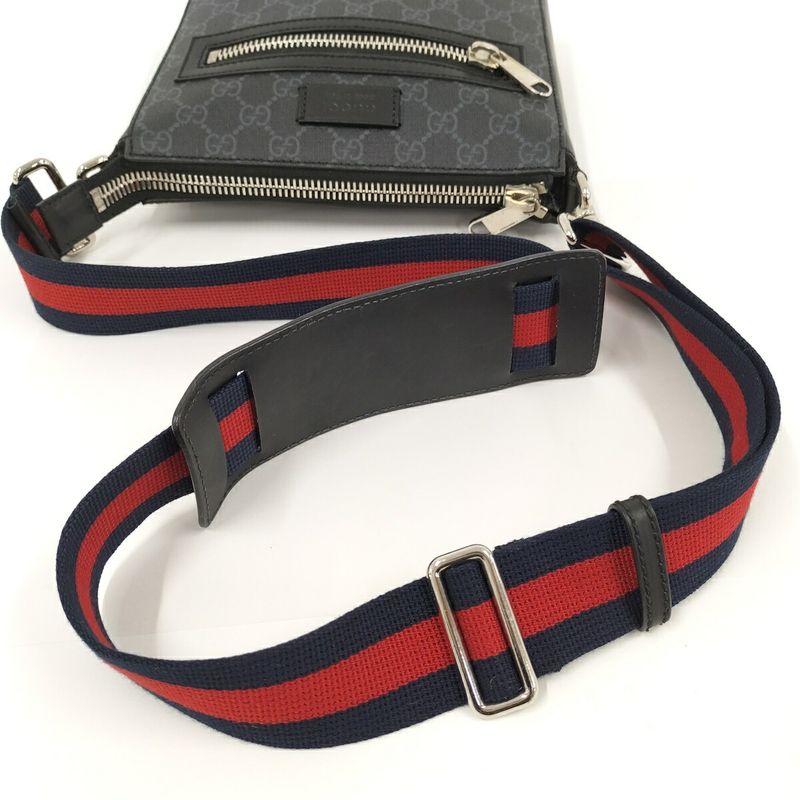 Gucci Small Messenger Shoulder Bag GG Supreme Black 523599