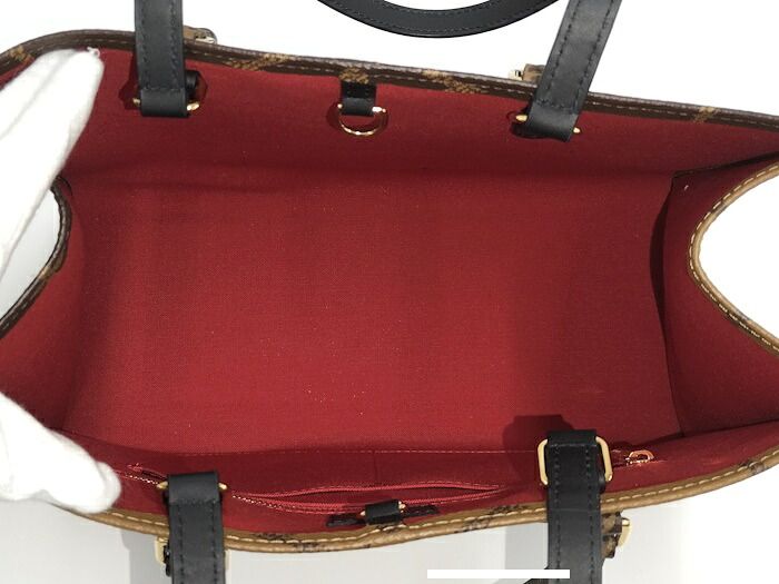 Louis Vuitton Tote Bag on the Go MM Monogram Giant Reverse M45321