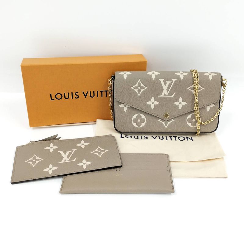 Louis Vuitton Pochette Felicie Monogram Empreinte M69977
