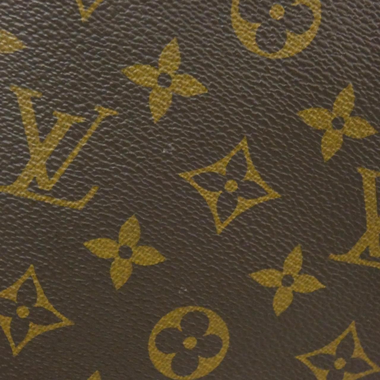Louis Vuitton Monogram V Tote Mm M43948 Bag
