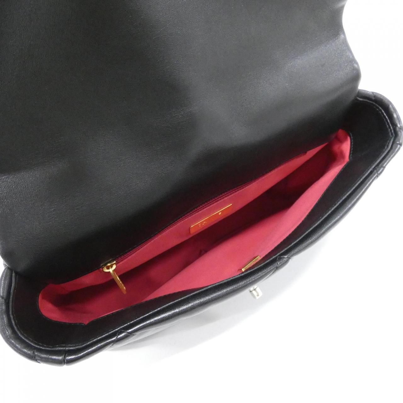 Chanel 19 Line As1161 Shoulder Bag