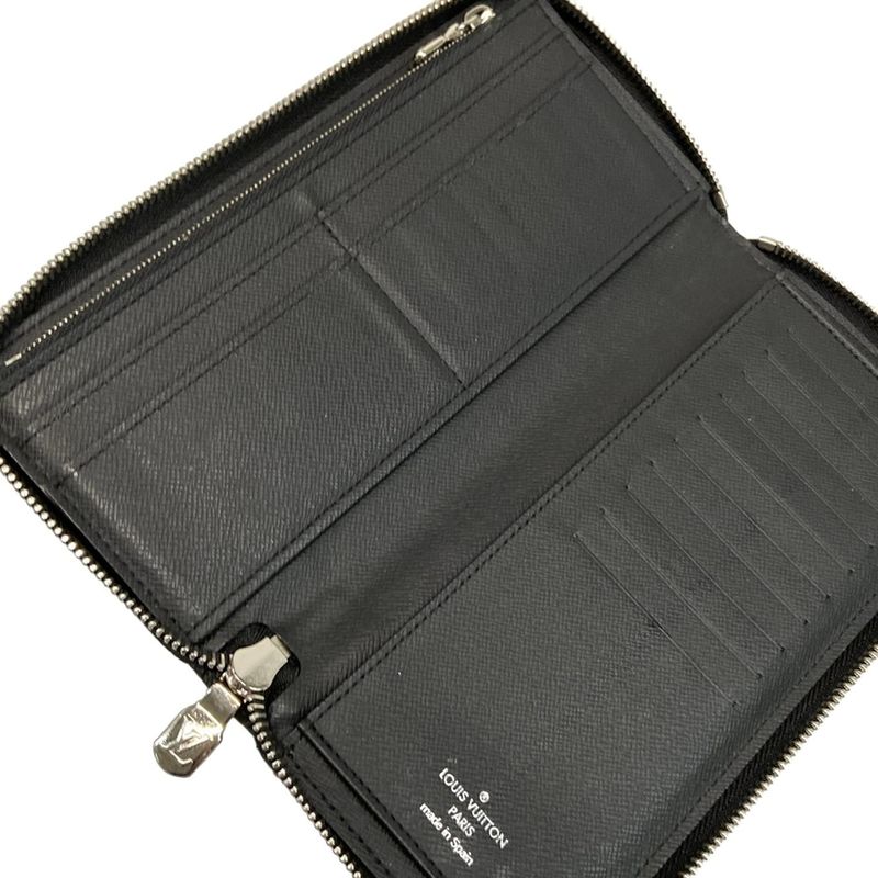 Louis Vuitton Long Wallet Taiga Zippy Wallet Vertical M30510 Blue Marine Leather