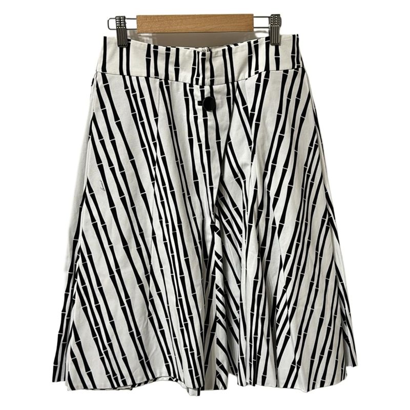 Gucci Skirt Size 42 M Women's - 189017 White X Black Knee Length Bamboo Pattern