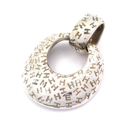 Hermes Pendant Top Toubu 18k White Gold Total Weight: 6.5g