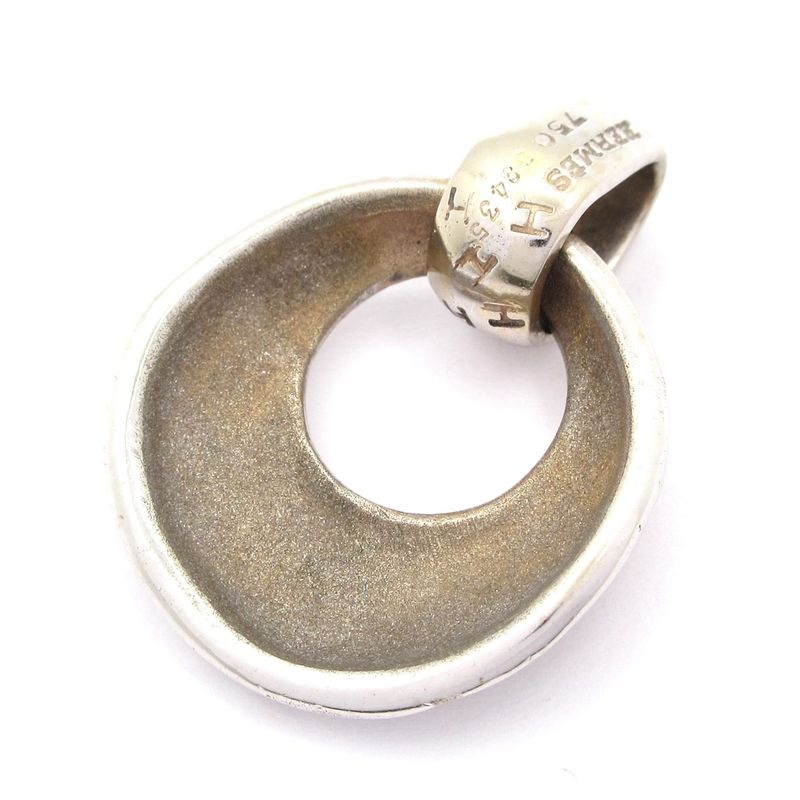 Hermes Pendant Top Toubu 18k White Gold Total Weight: 6.5g
