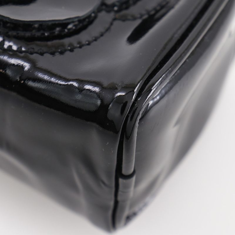Chanel Camellia Enamel Black Ladies Pouch