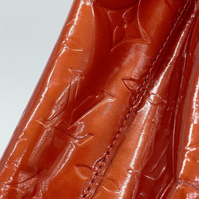 Louis Vuitton Tote Bag Vernis Lead MM M91086 Rouge Ladies