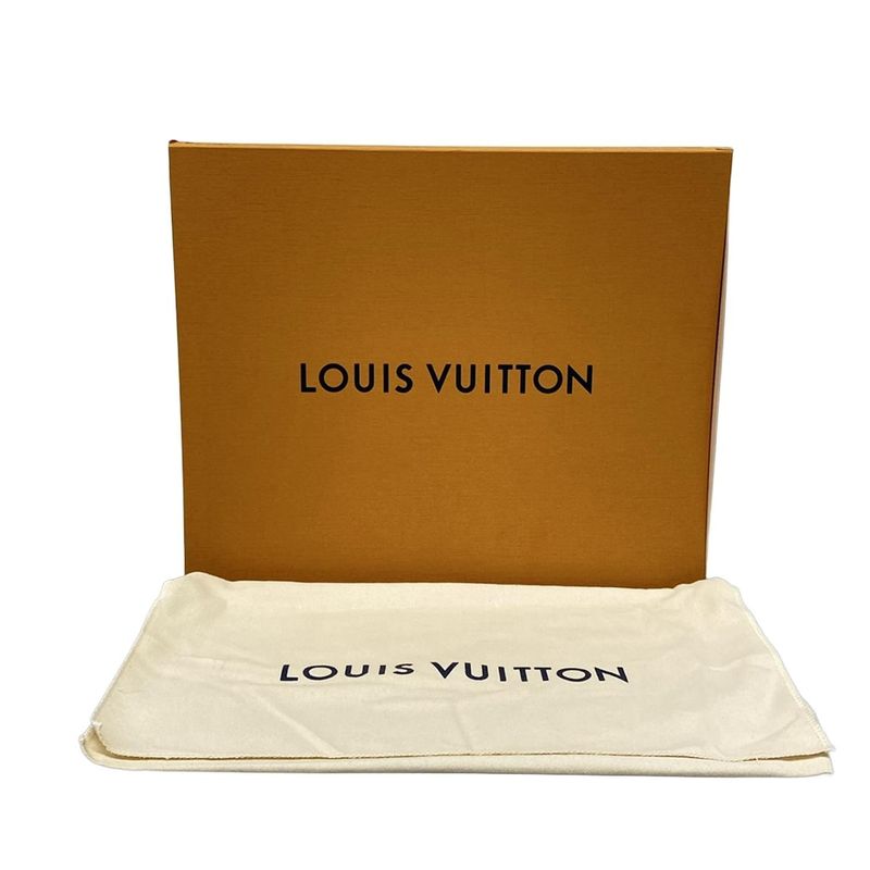 Louis Vuitton Clutch Bag Taiga Pochette Voyage M30450 Black Leather Cowhide