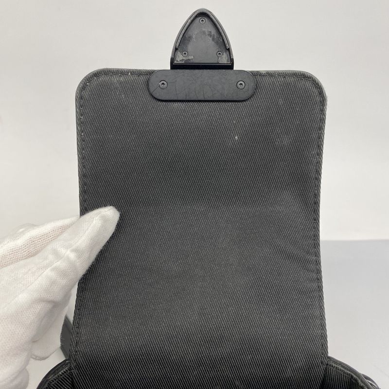 Louis Vuitton Shoulder Bag Taurillon S Rock Vertical Wearable Wallet M81524