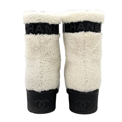 Chanel Boots Short Boots Shoes Shearling White Black Boa Here Mark Logo