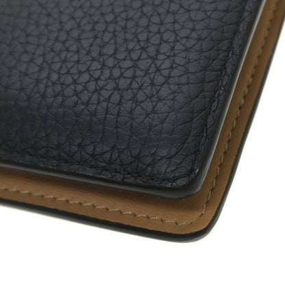 Louis Vuitton Vertical Wallet M81830