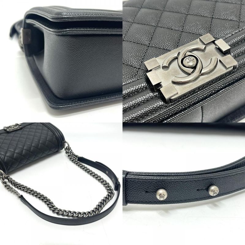 Chanel Chanel Shoulder Bag Boy 25 Caviar Leather Black