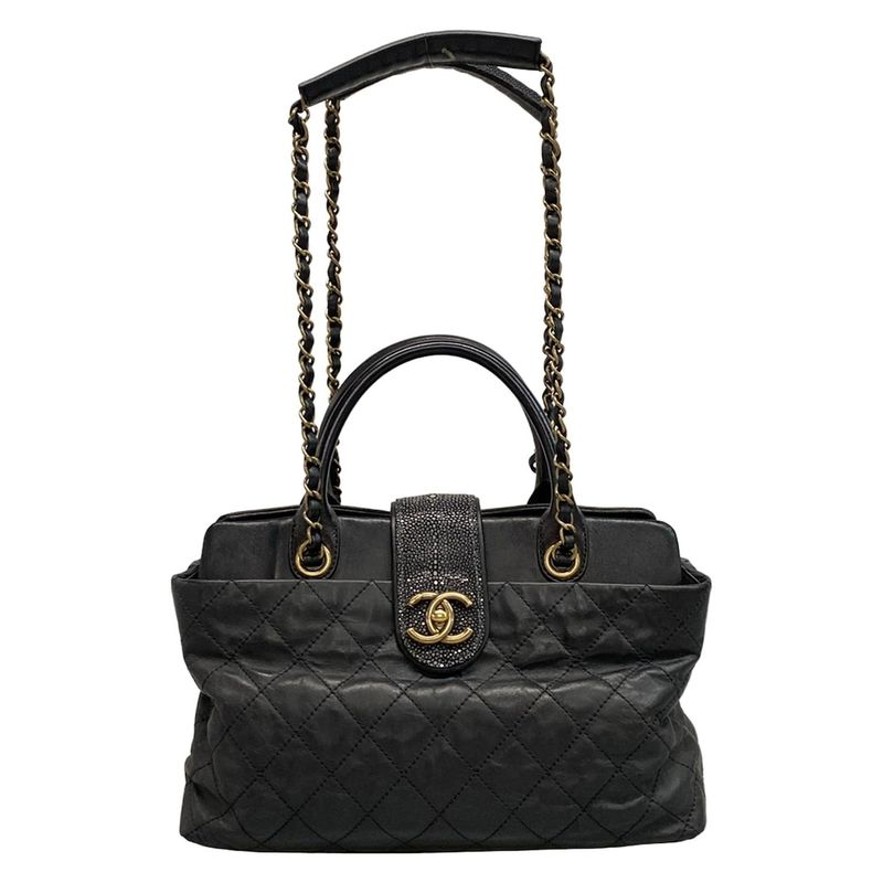 Chanel Shoulder Bag Matelasse Black 2way Chain Shoulder Vintage Gold Hardware