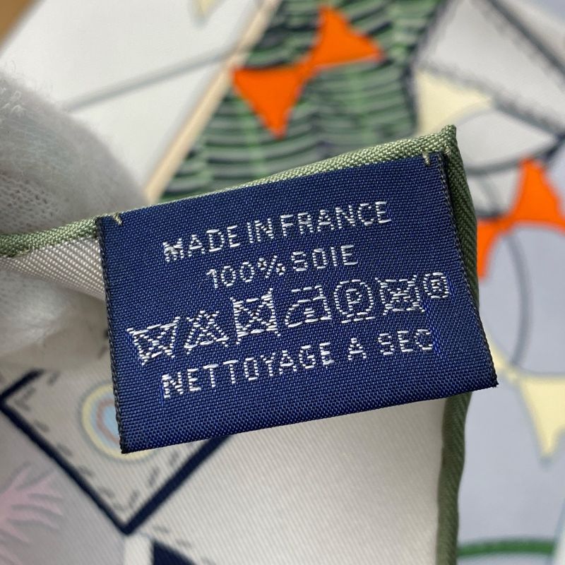 Unused Hermes Ladies Carre90 Bagage a Man