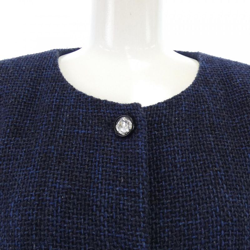 Chanel P71190v37139 21B Collarless Jacket