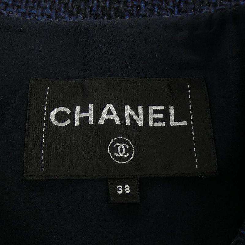 Chanel P71190v37139 21B Collarless Jacket