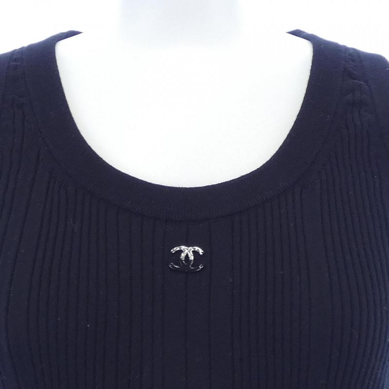 Chanel P79179k11413 Tank Top